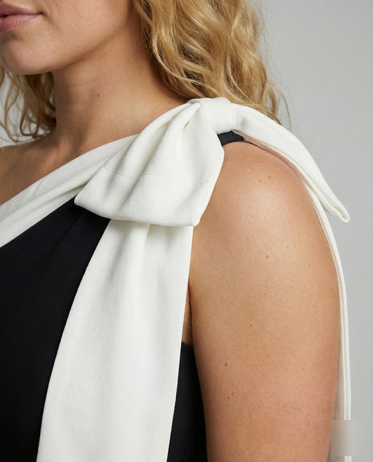 Product 15560928297290 - close_up_detail