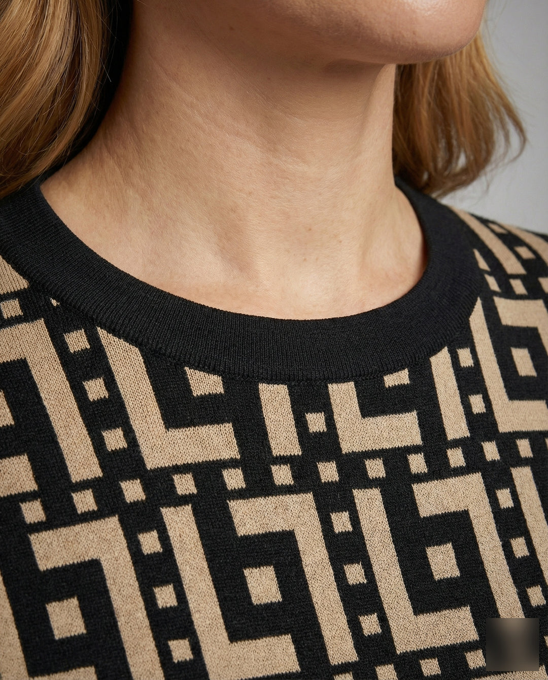 Product 15560951824714 - close_up_detail