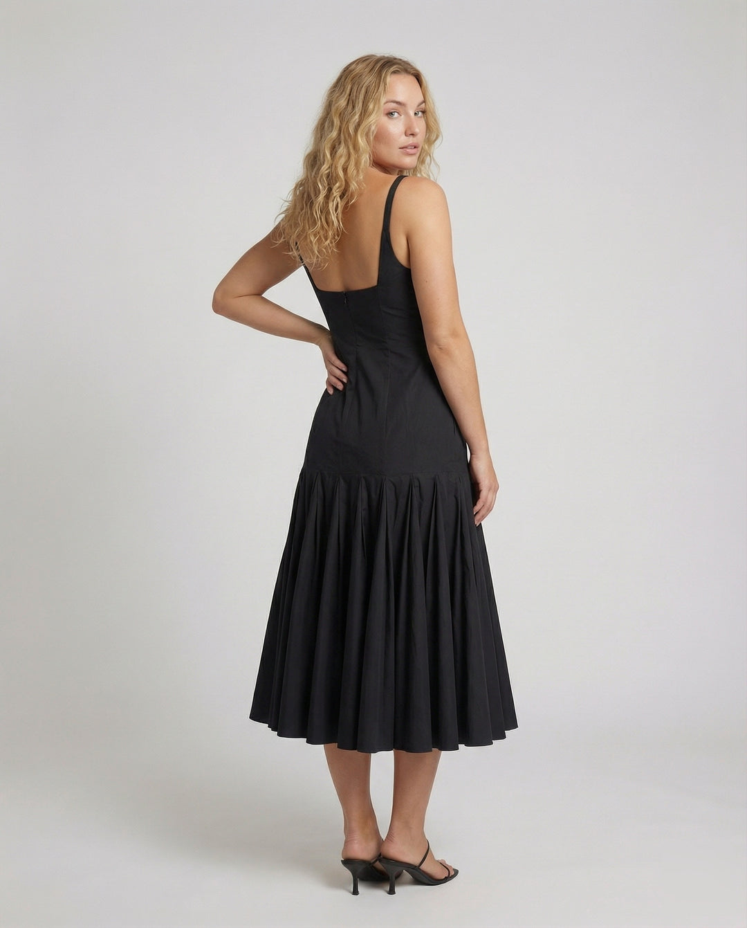 Product 15560956739914 - back_view