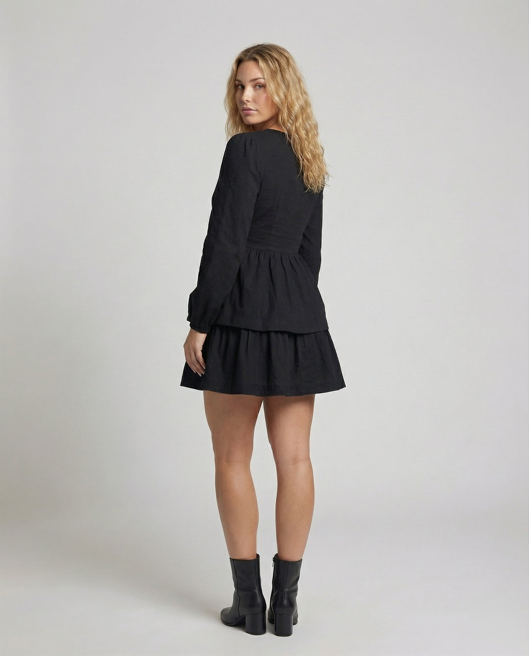 Product 15560959525194 - back_view