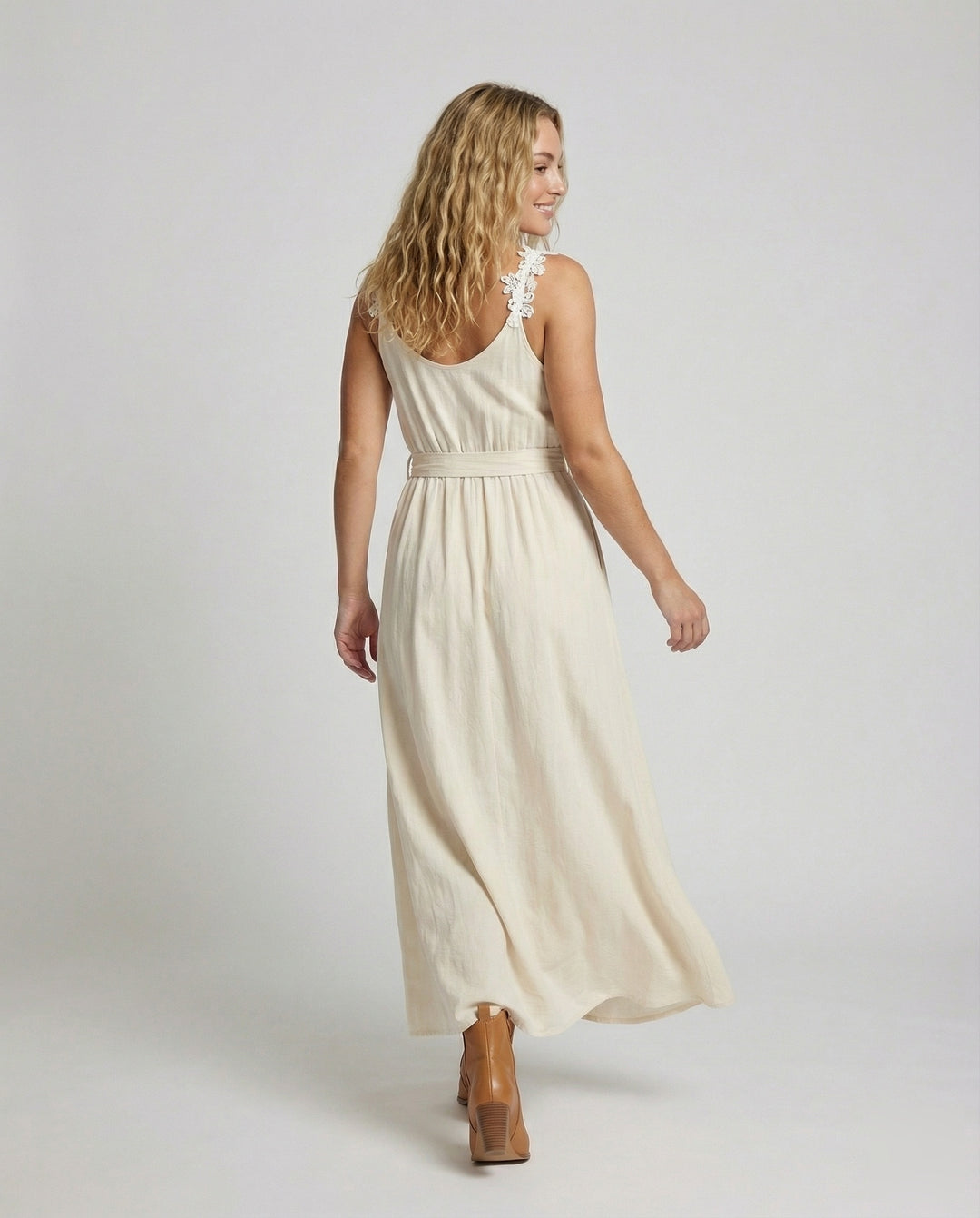 Product 15560972534090 - back_view