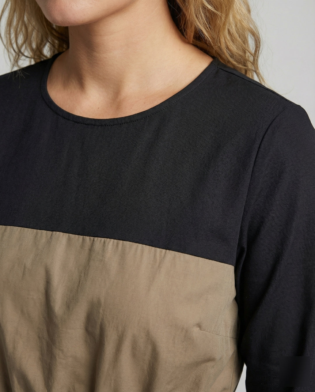 Product 15560976662858 - close_up_detail