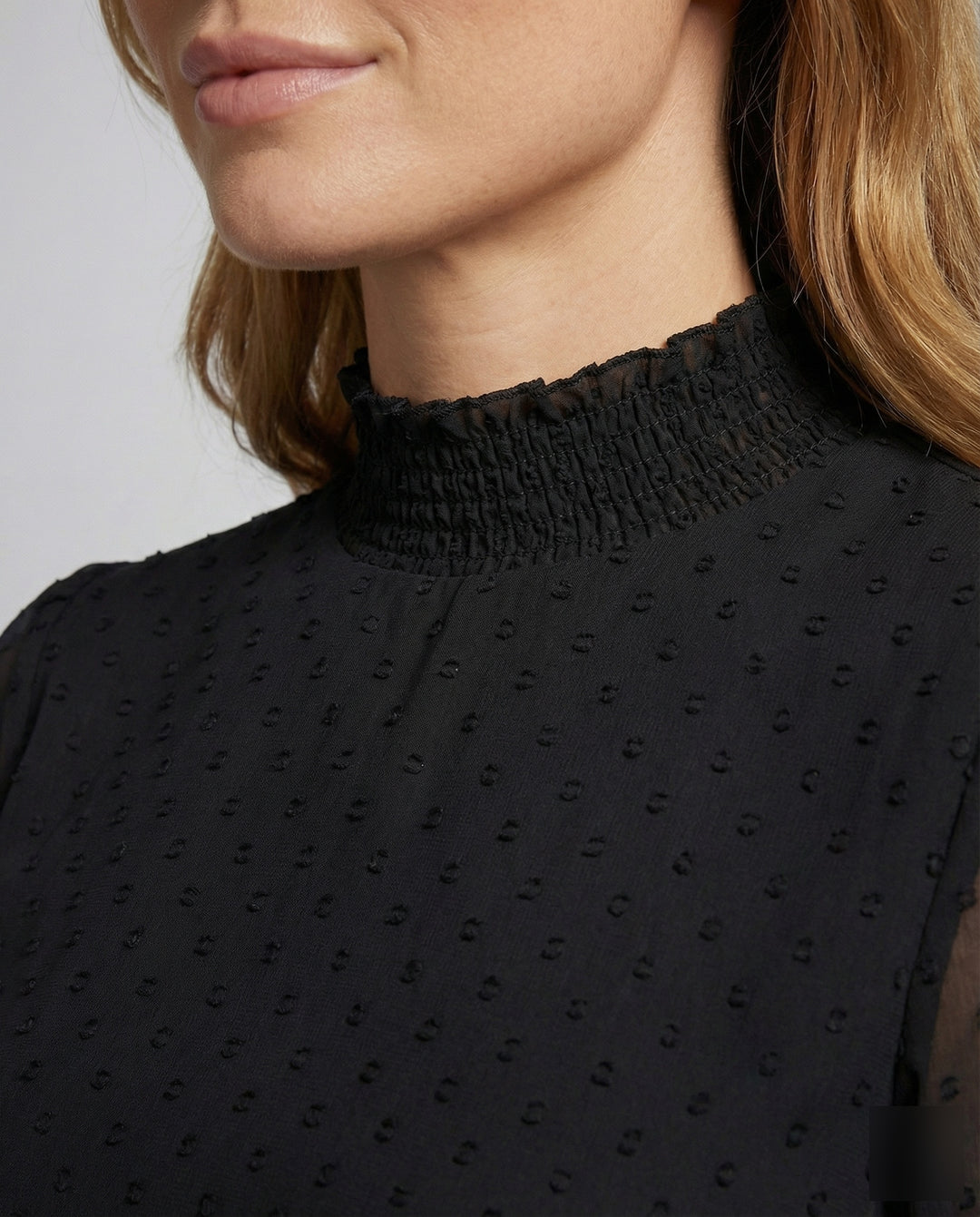 Product 15561012248906 - close_up_detail