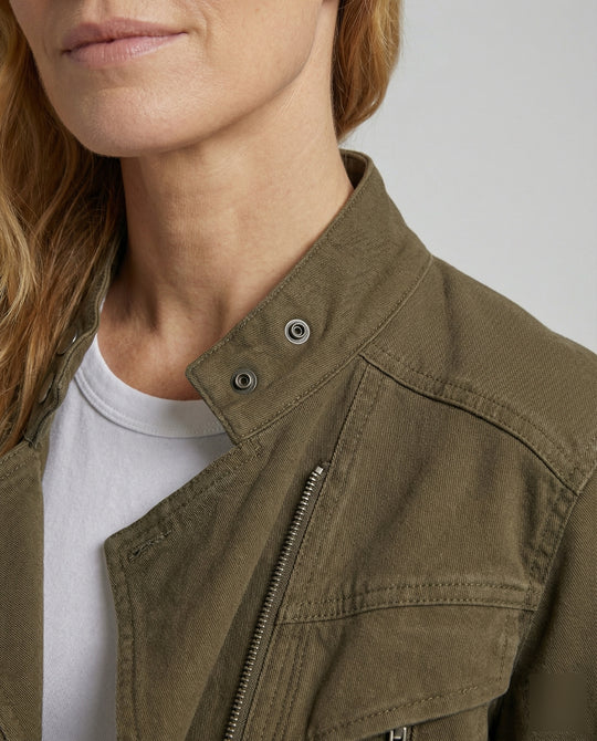 Product 15564282724682 - close_up_detail