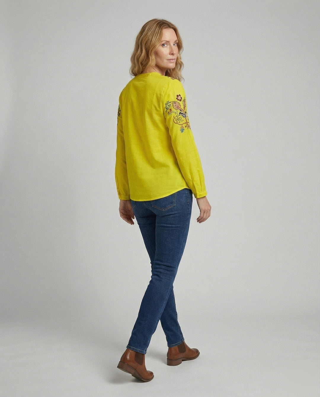 Product 15564283052362 - back_view