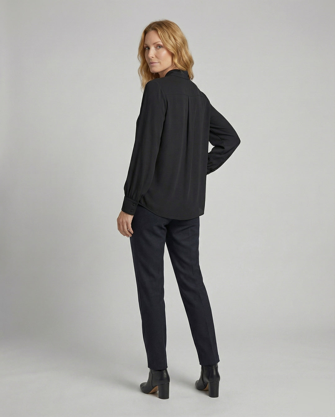 Product 15564283576650 - back_view