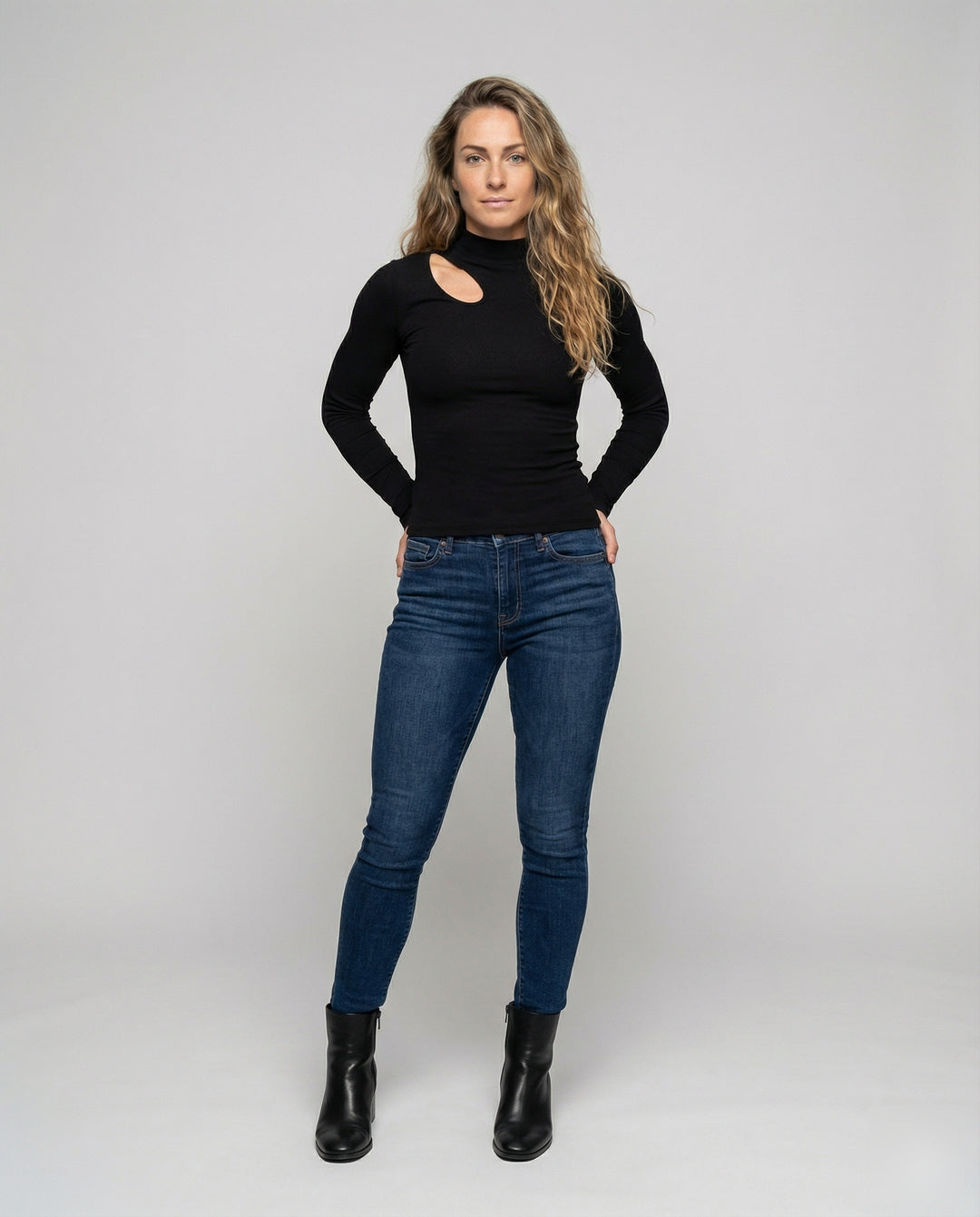 Product 15564293439818 - full_body_front