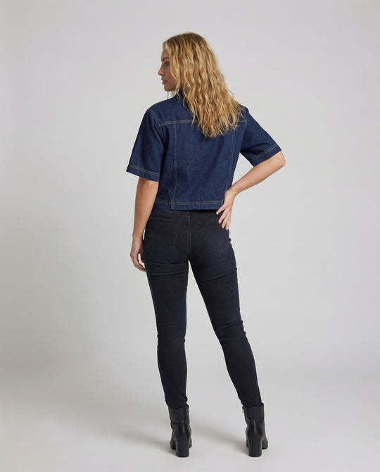 Product 15564309659978 - back_view
