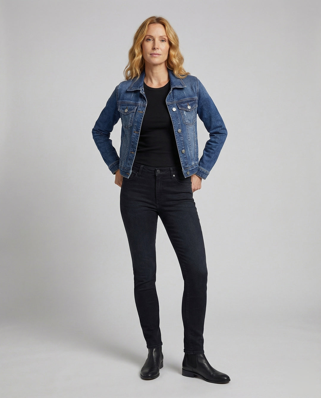Product 15564310872394 - full_body_front