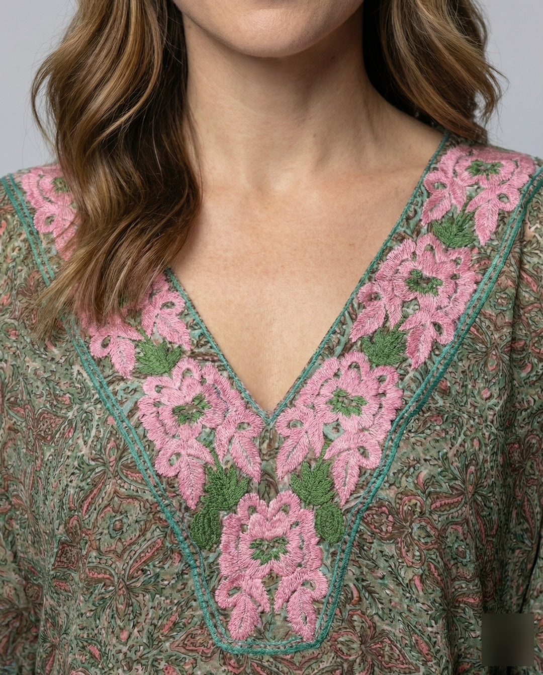 Product 15564315394378 - close_up_detail