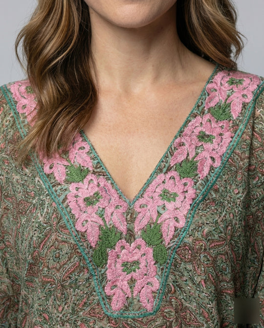 Product 15564315394378 - close_up_detail