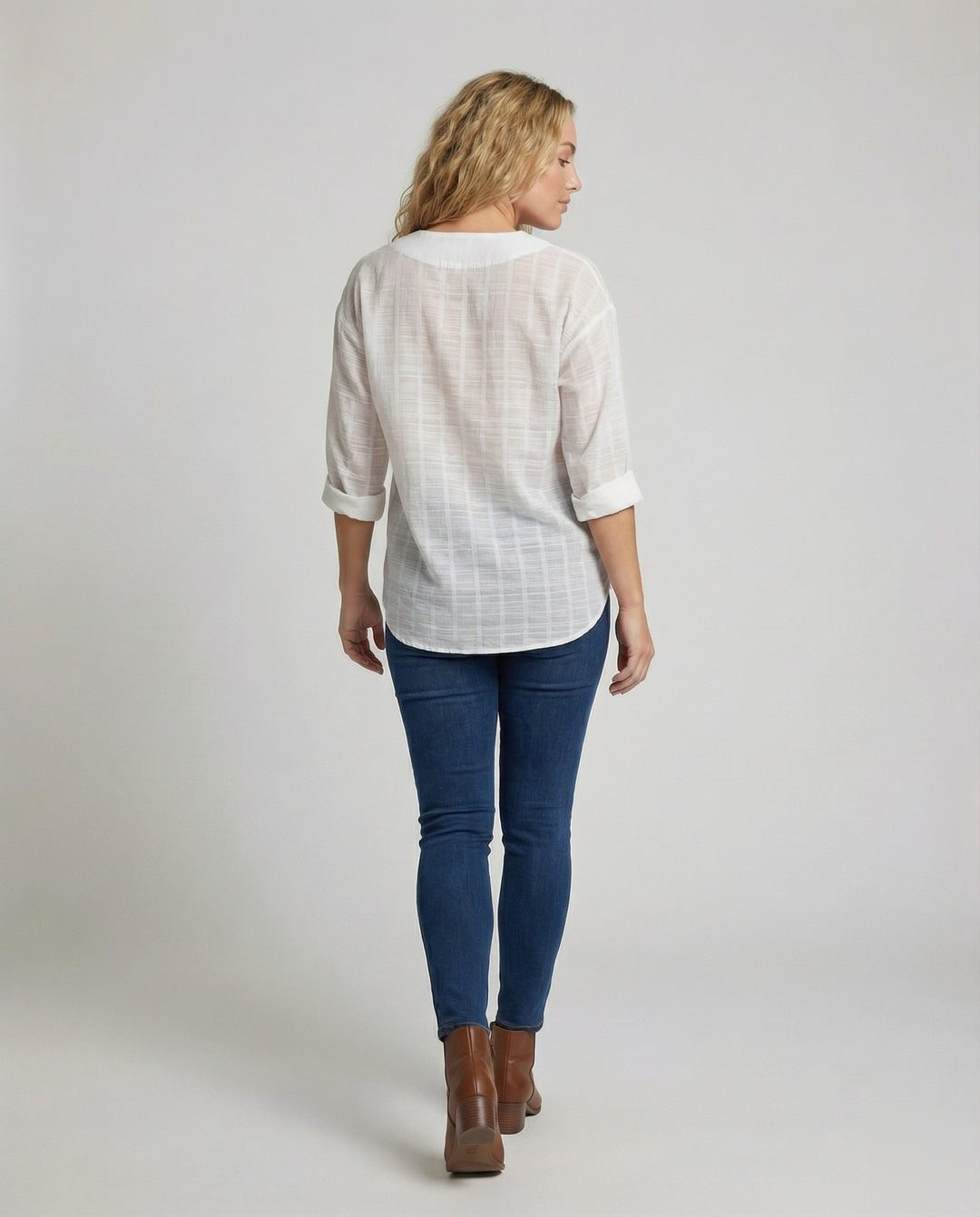 Product 15564318572874 - back_view