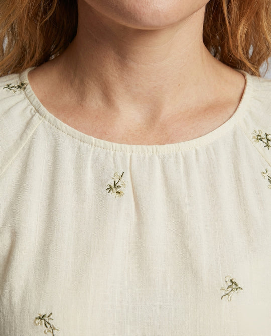 Product 15564320604490 - close_up_detail