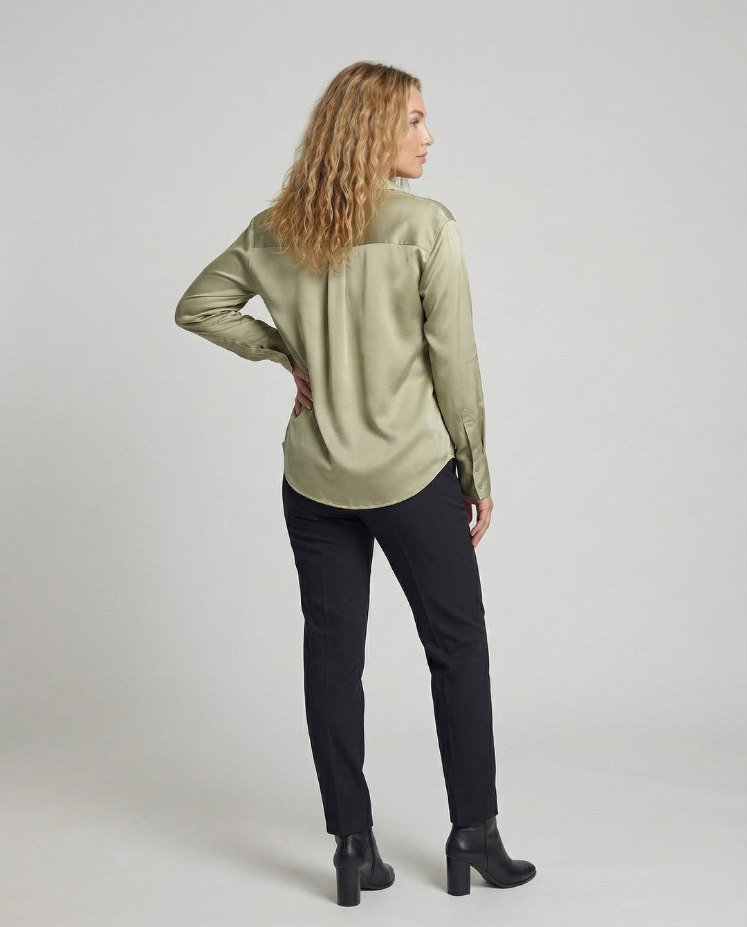 Product 15564325159242 - back_view