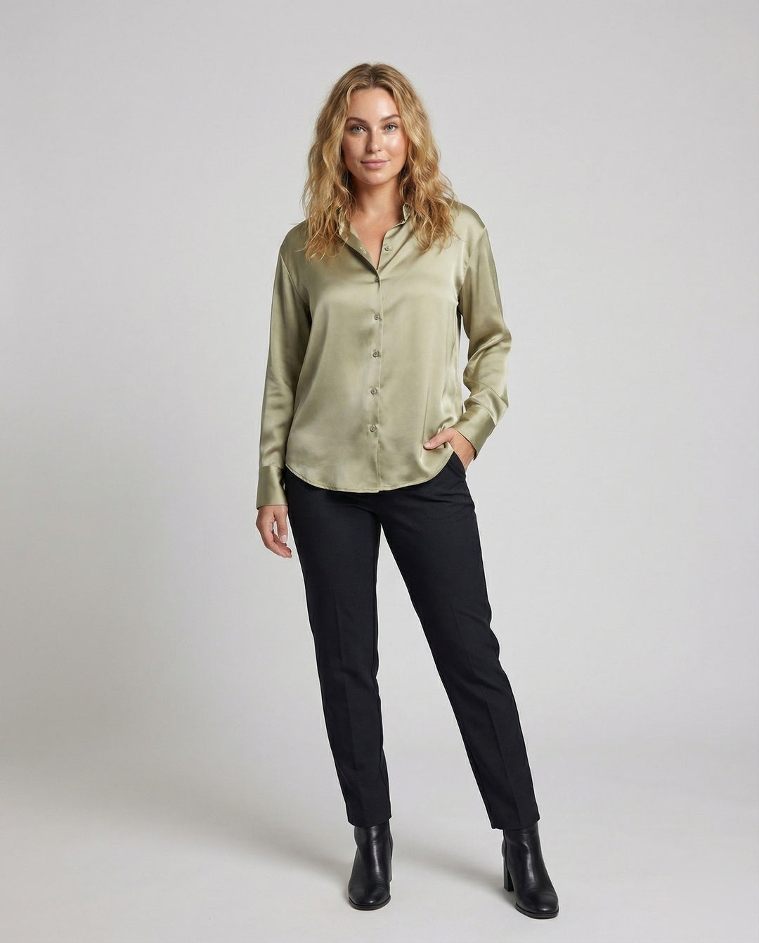 Product 15564325159242 - full_body_front