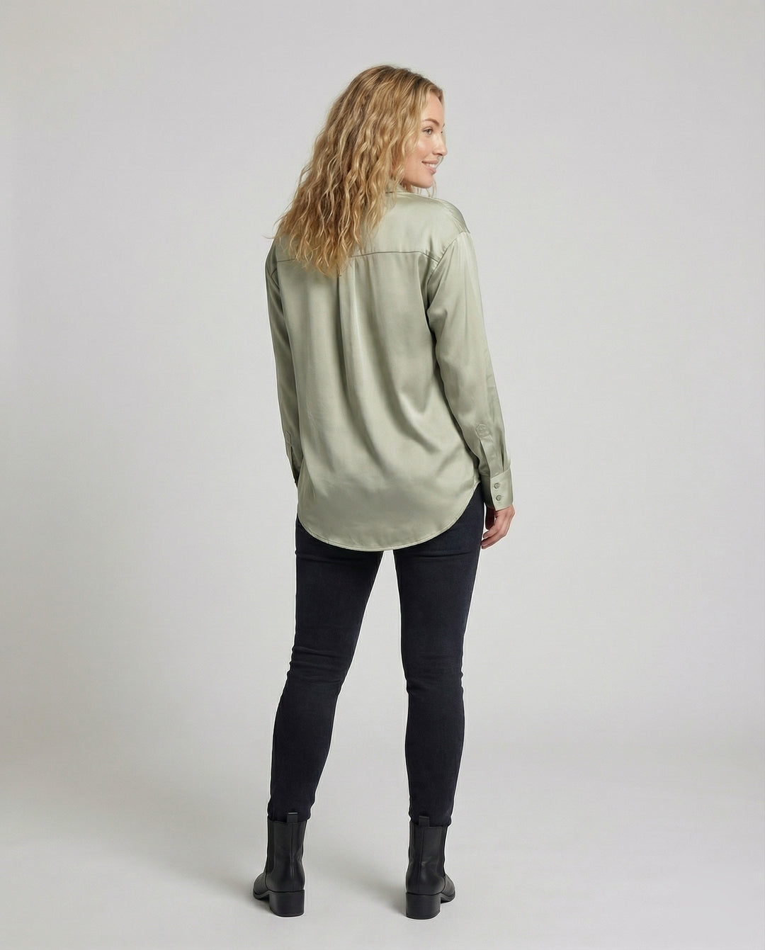 Product 15564326076746 - back_view