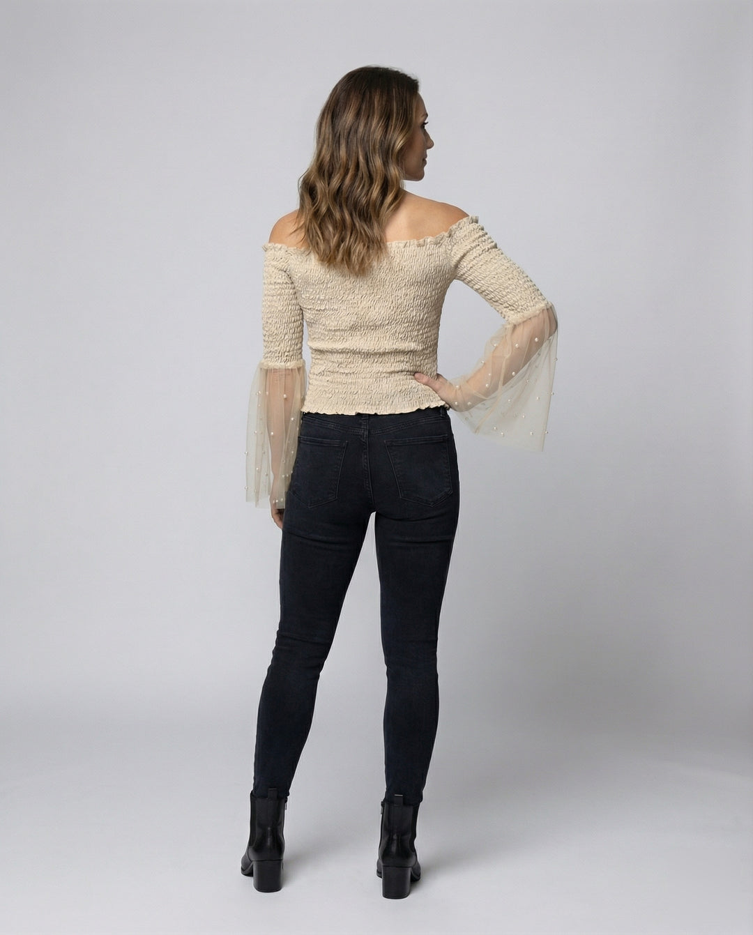 Product 15564329353546 - back_view