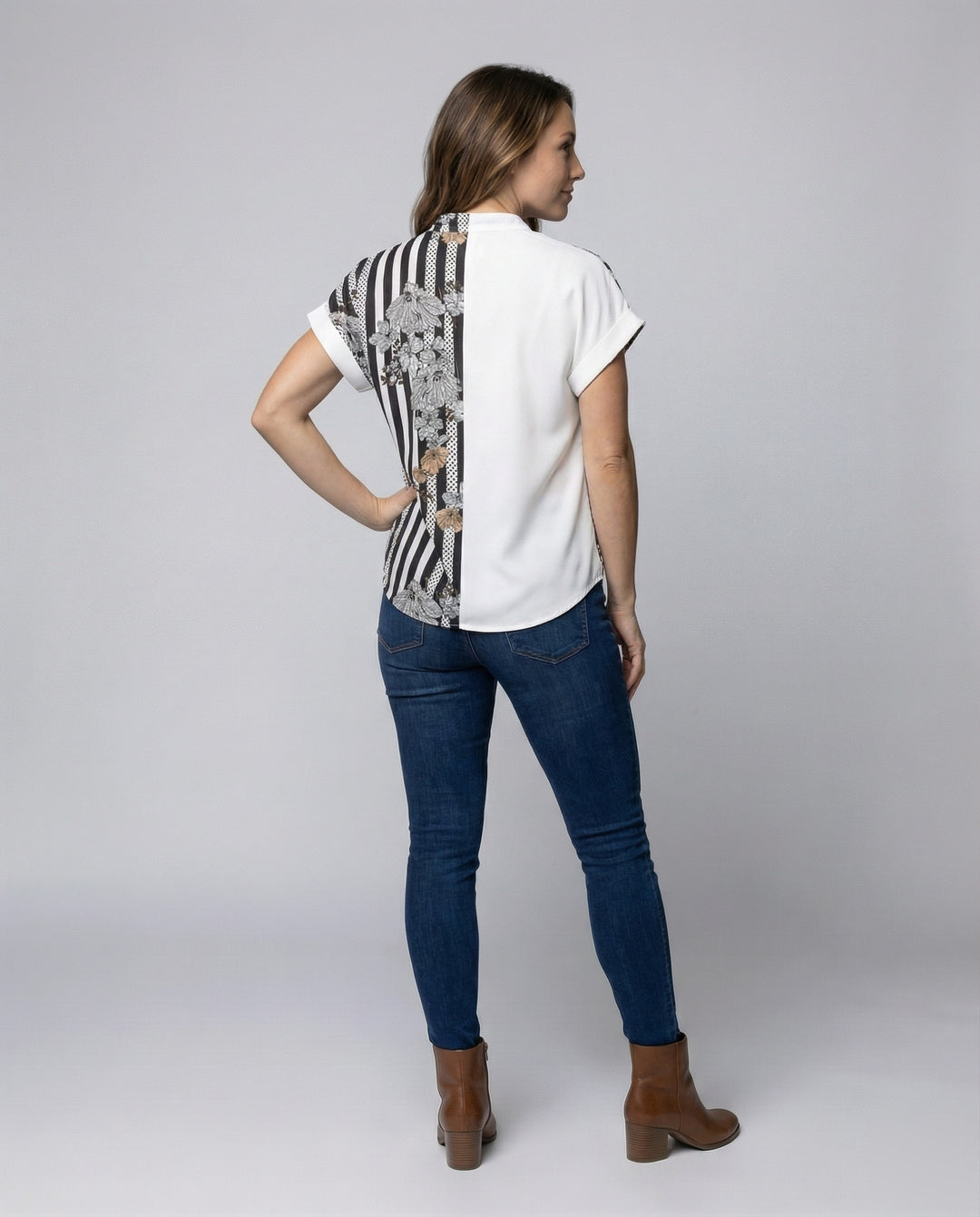 Product 15564329713994 - back_view