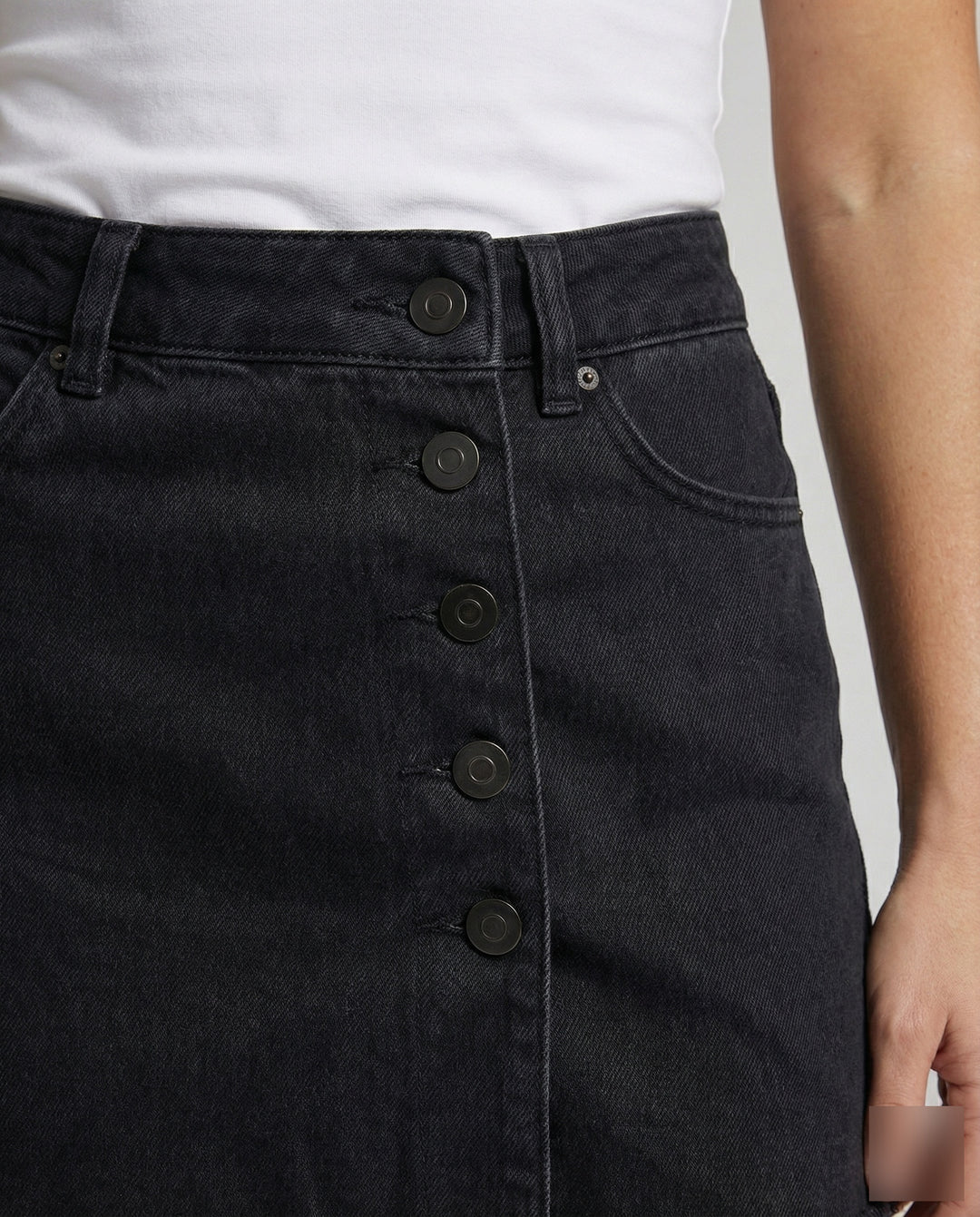 Product 15564333285706 - close_up_detail