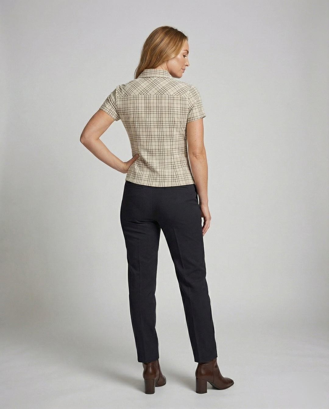 Product 15564333941066 - back_view