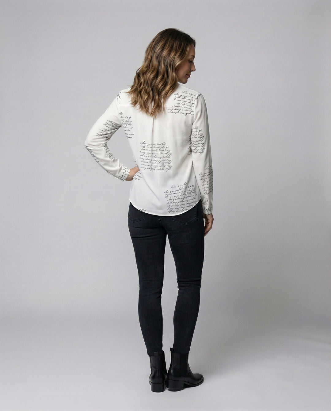 Product 15564335481162 - back_view