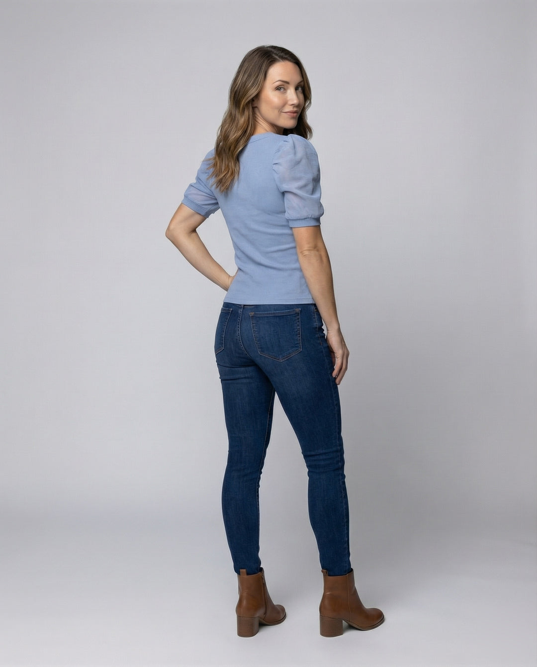 Product 15564337217866 - back_view