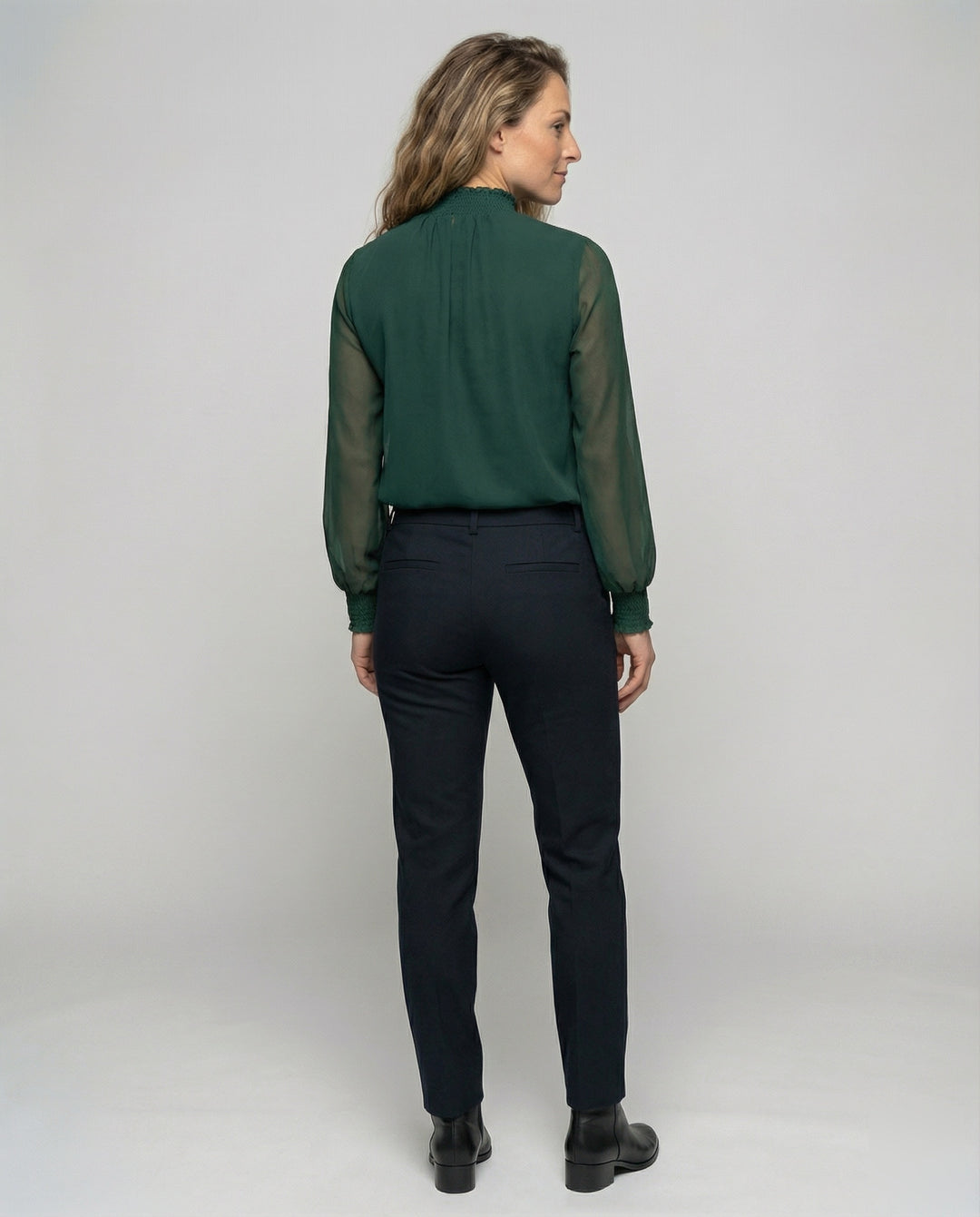 Product 15564340298058 - back_view