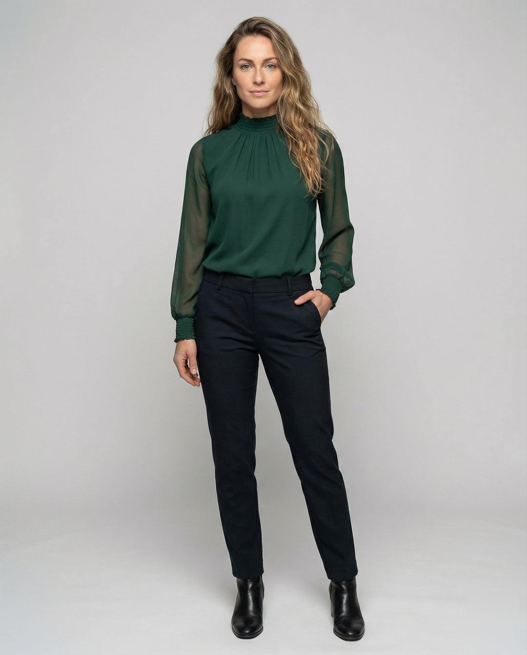 Product 15564340298058 - full_body_front