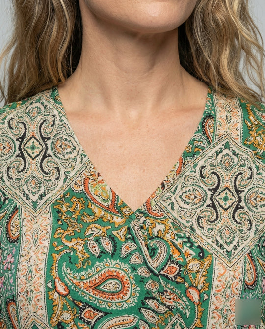 Product 15564340429130 - close_up_detail