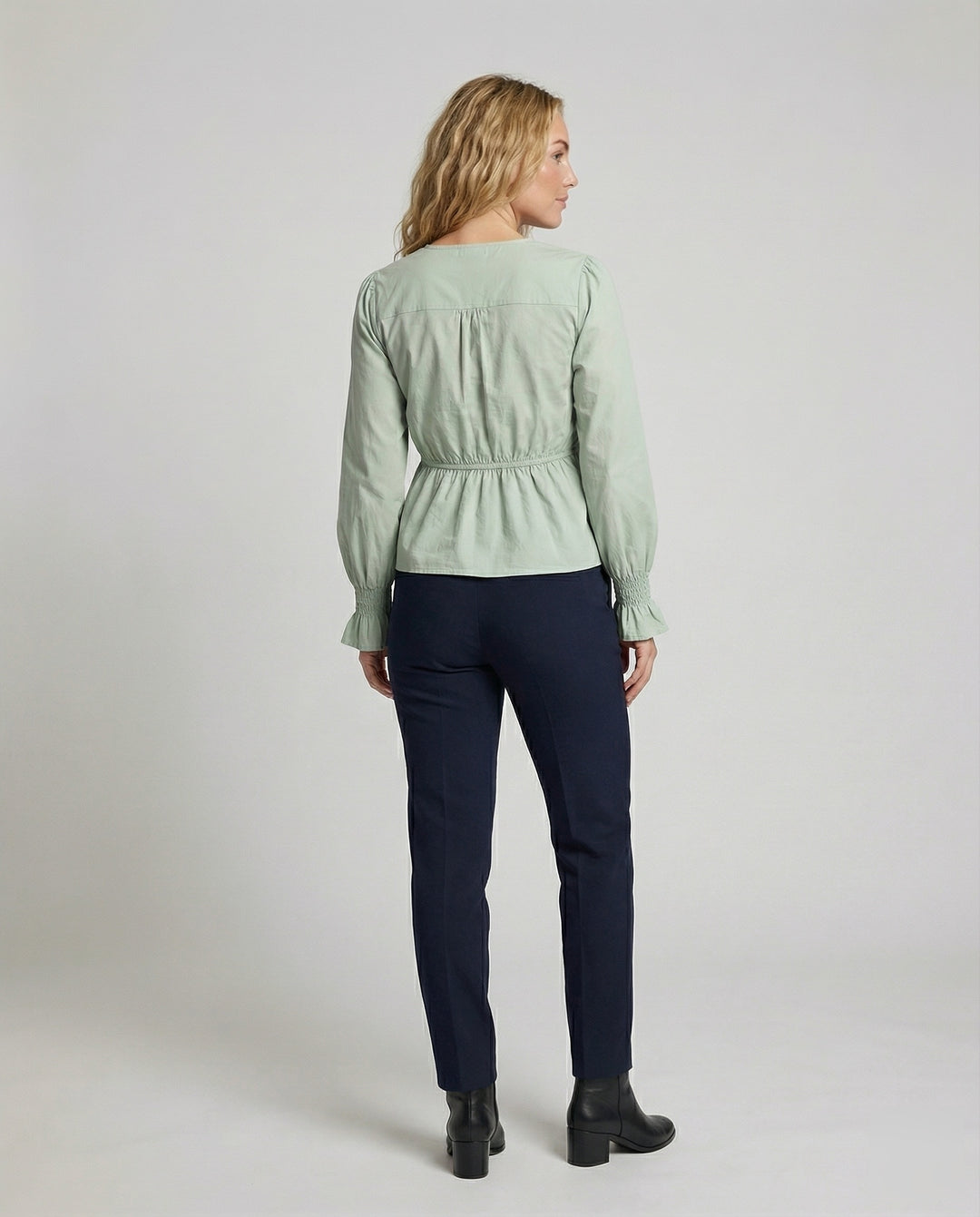 Product 15564341248330 - back_view