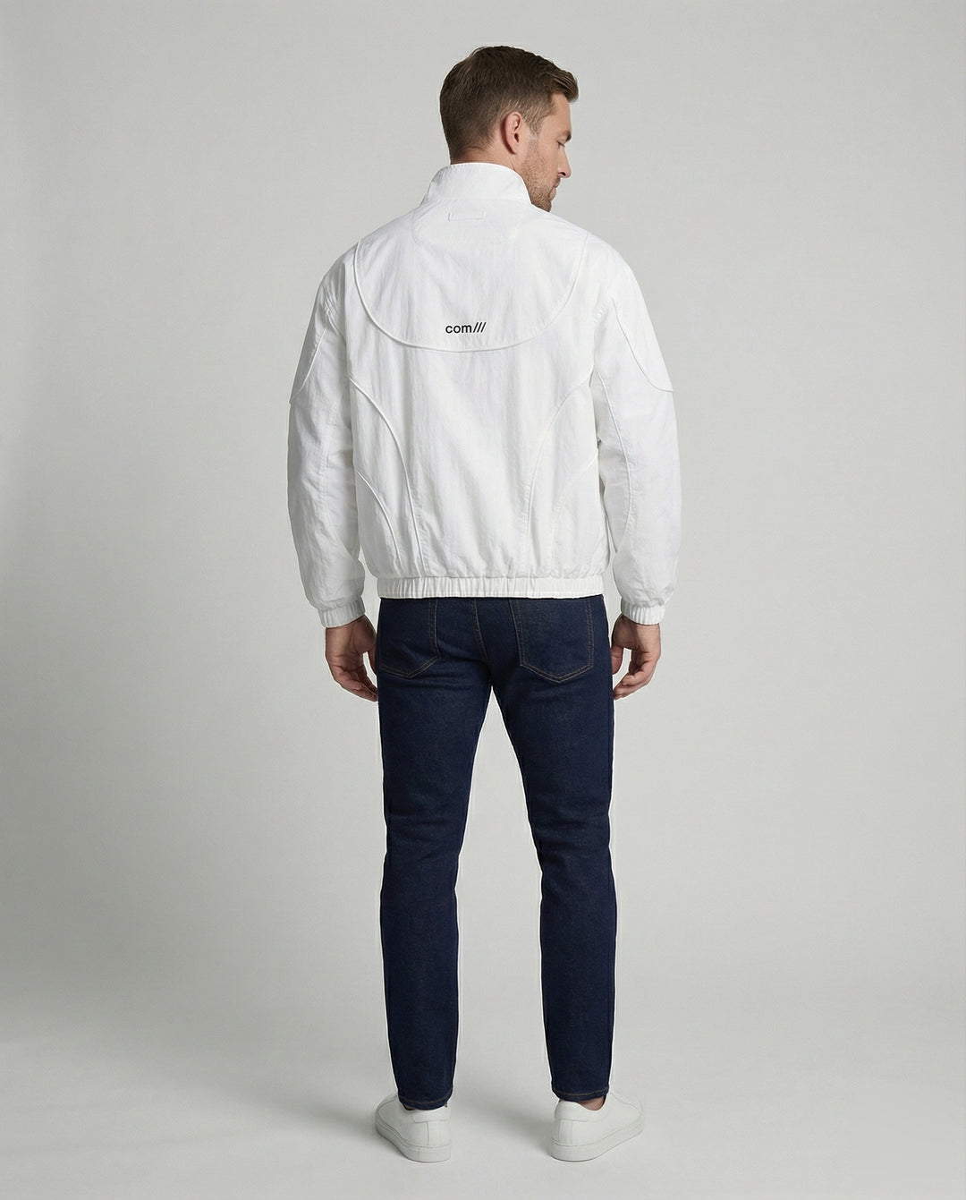 Product 15564360384842 - back_view