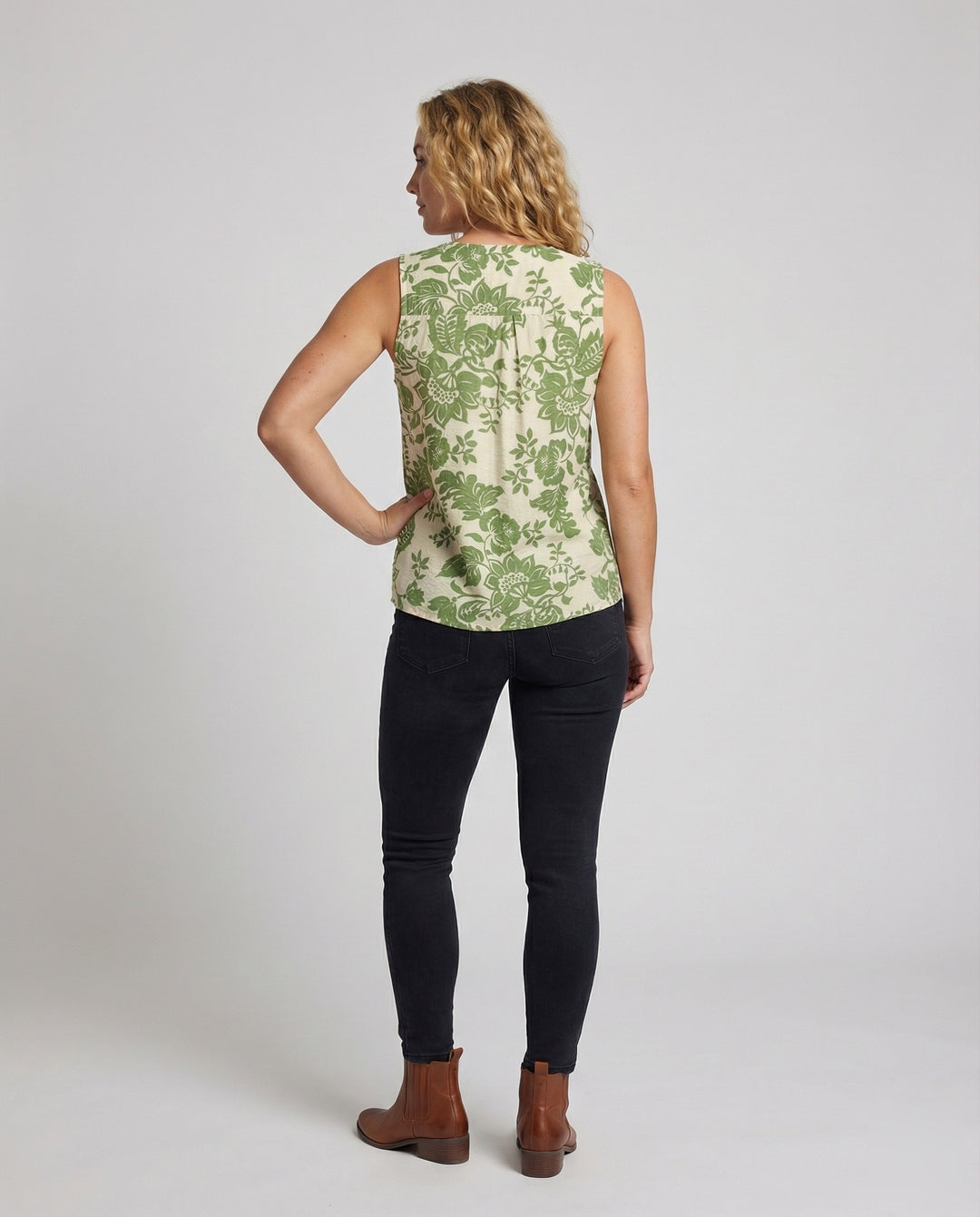 Product 15566617346378 - back_view