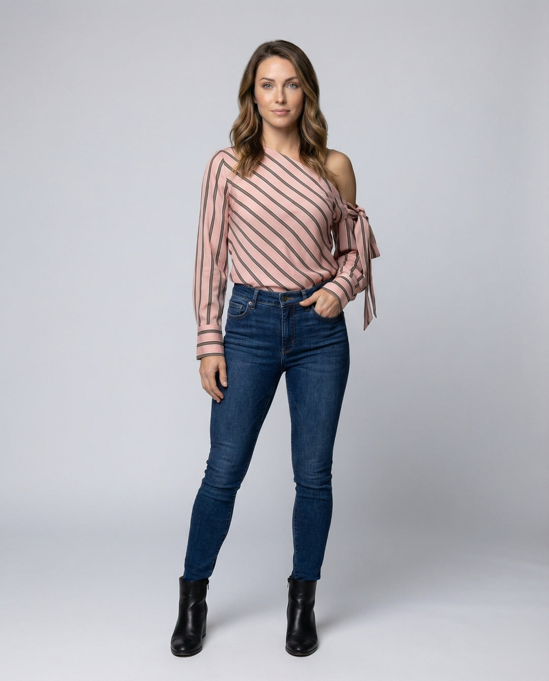 Product 15566623768906 - full_body_front