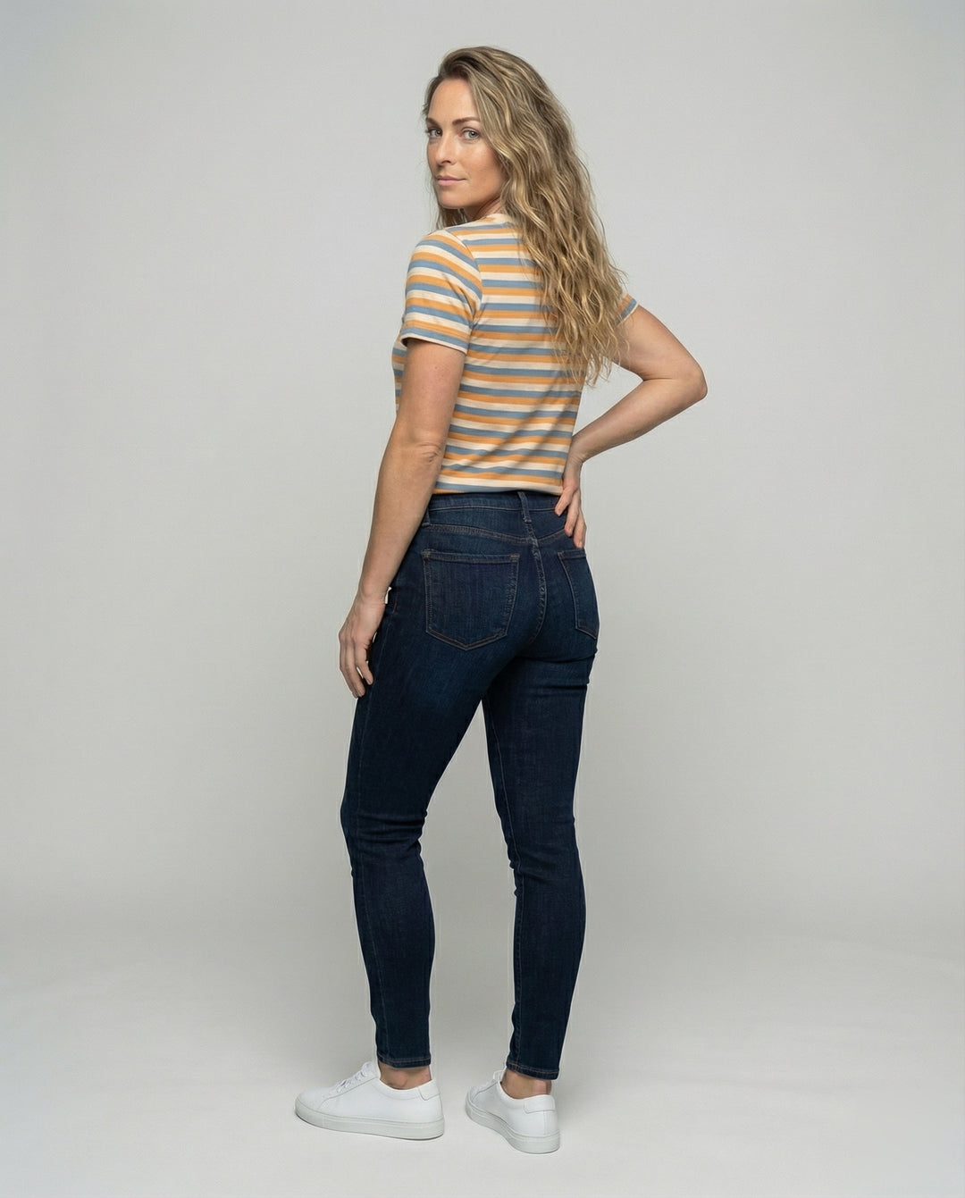 Product 15566662173002 - back_view