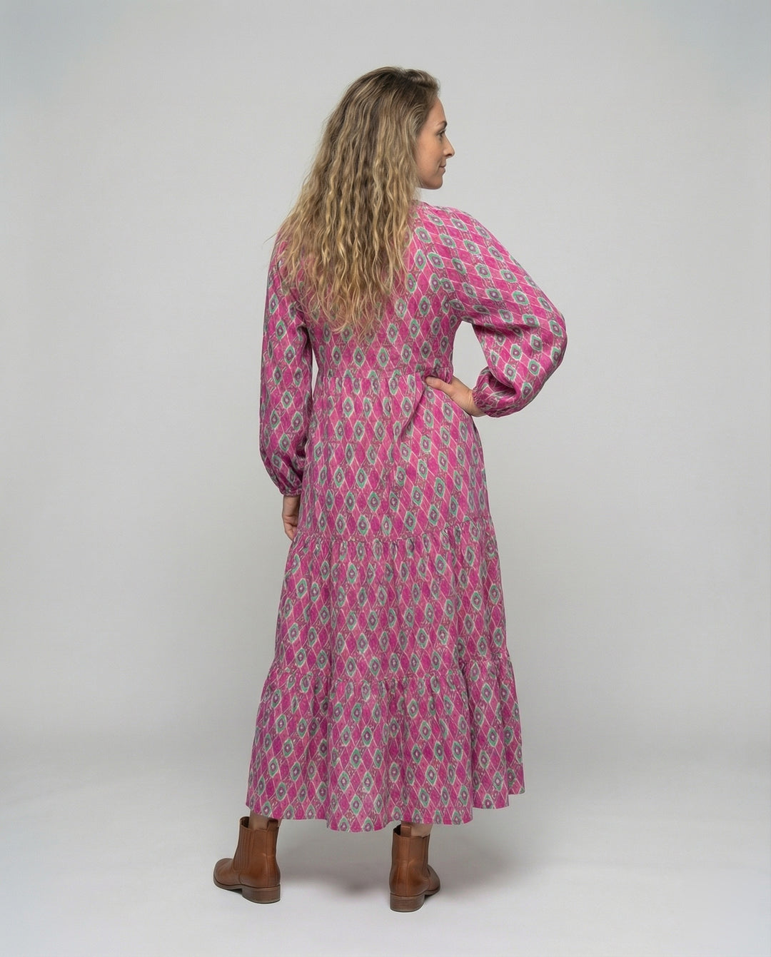 Product 15566662861130 - back_view