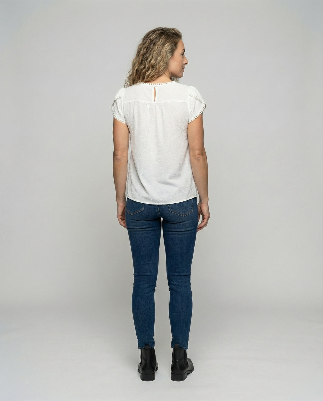 Product 15566683275594 - back_view