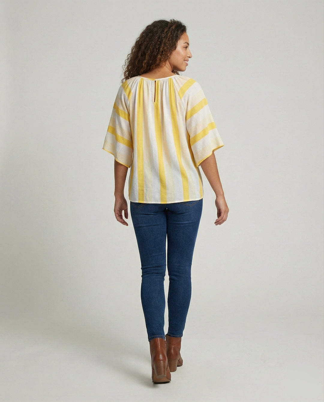 Product 15566683865418 - back_view