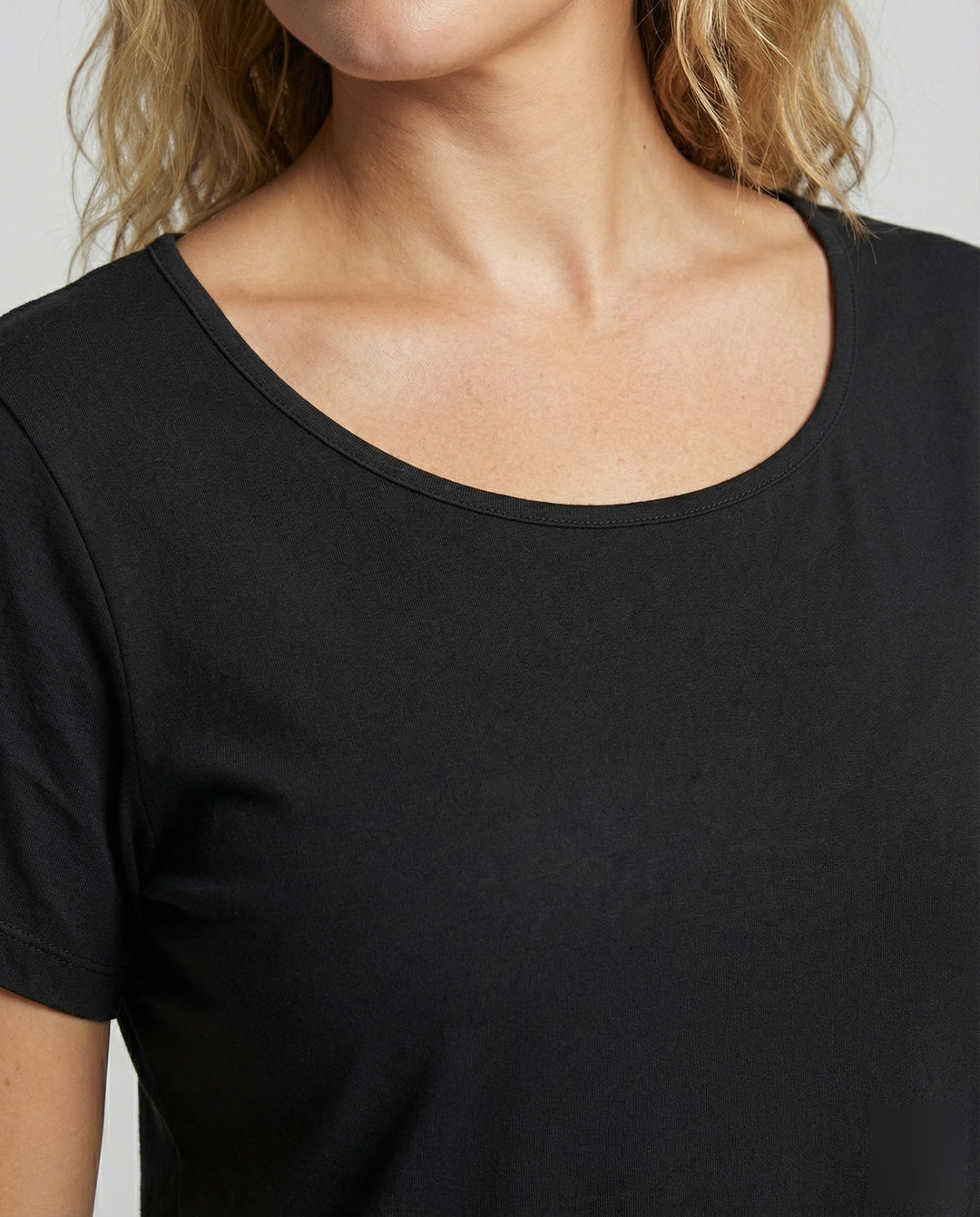 Product 15566685471050 - close_up_detail