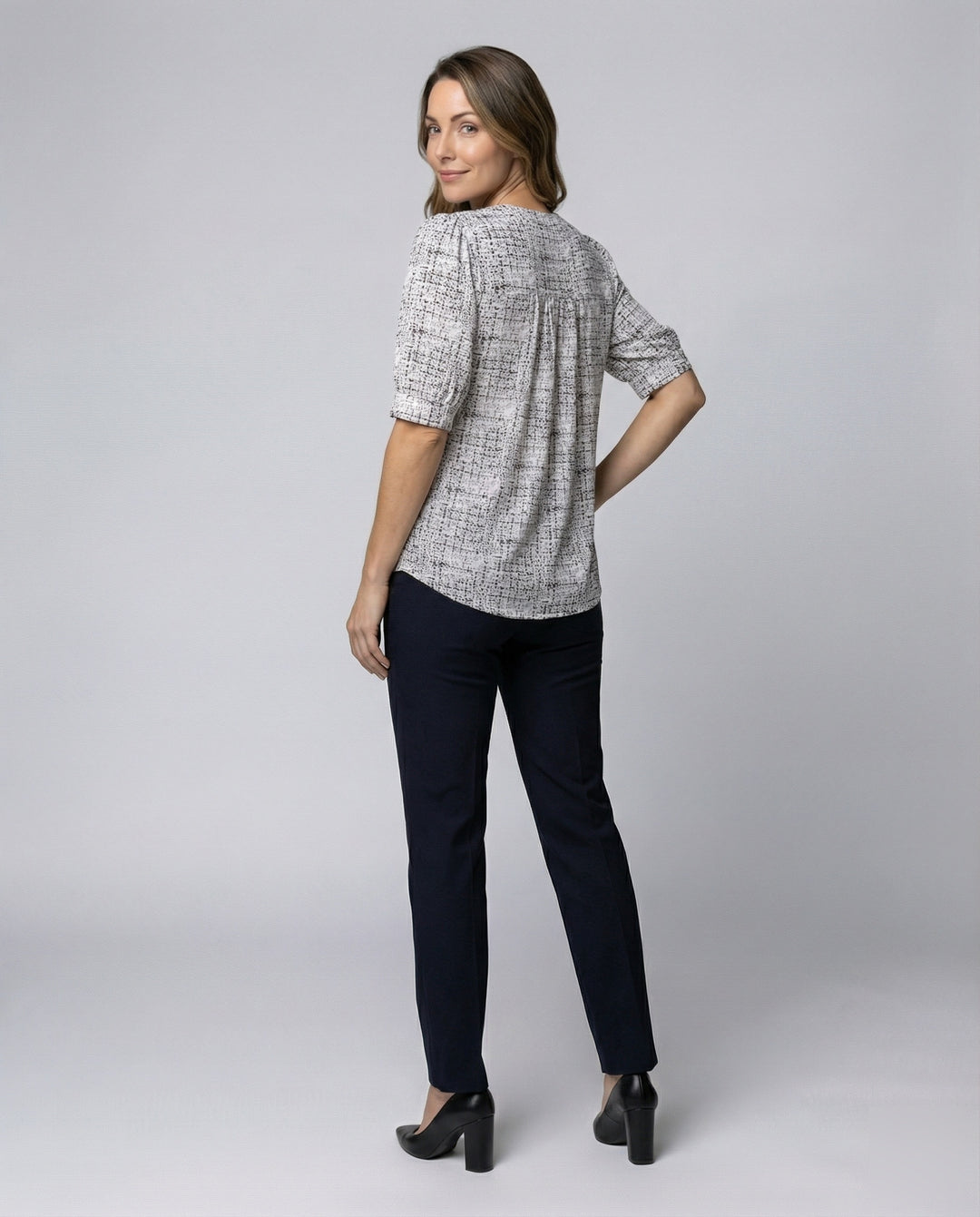 Product 15566691467594 - back_view