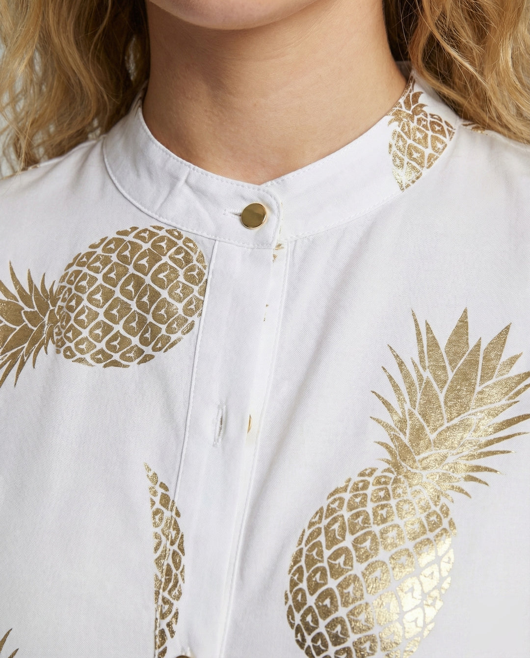 Product 15566693564746 - close_up_detail