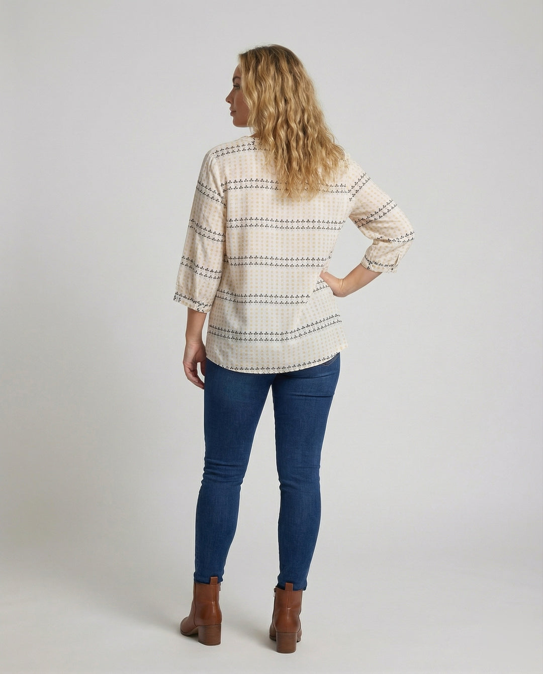 Product 15566694023498 - back_view