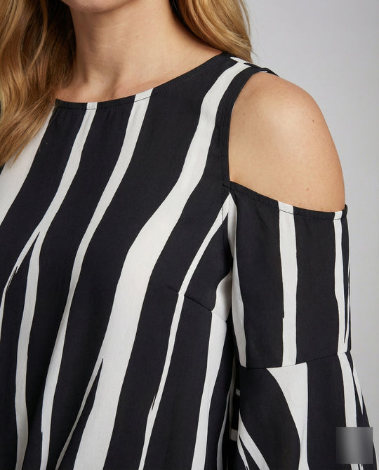 Product 15566695530826 - close_up_detail