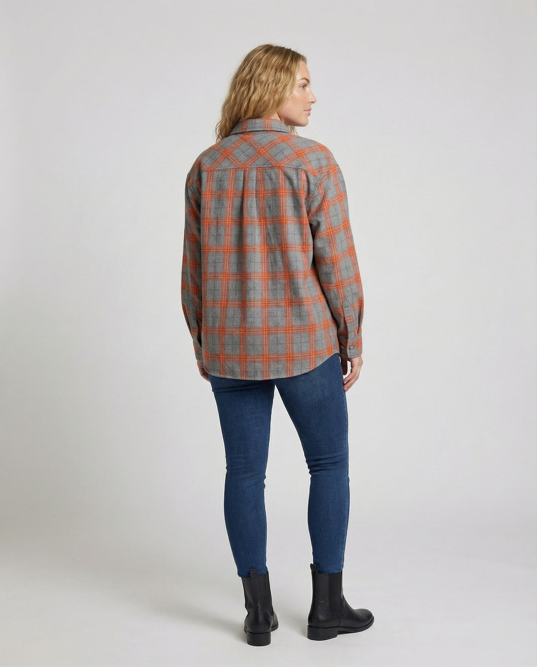 Product 15566707196234 - back_view