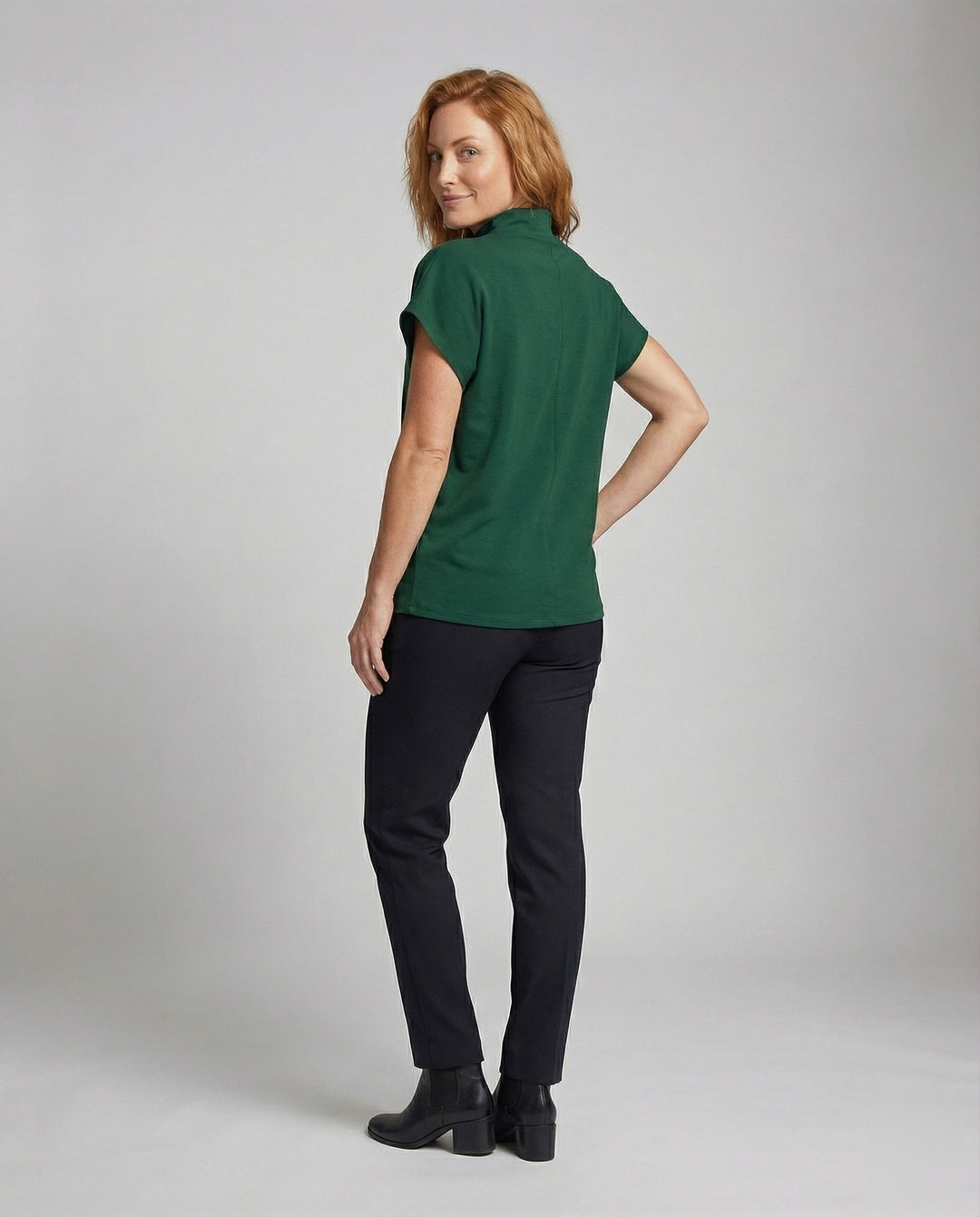 Product 15566737801546 - back_view