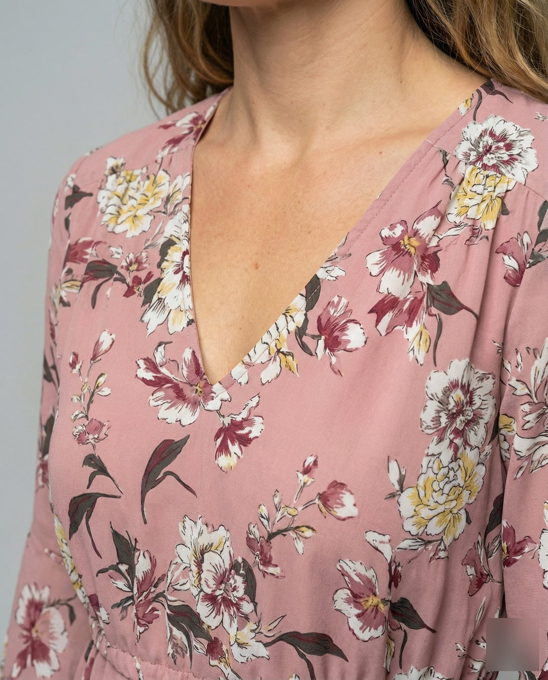 Product 15566741963082 - close_up_detail
