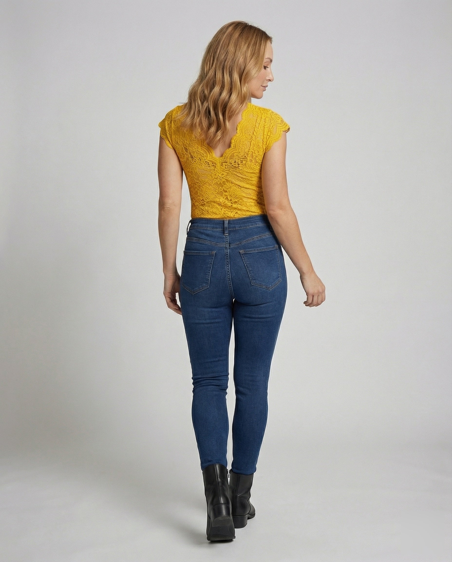 Product 15566745829706 - back_view