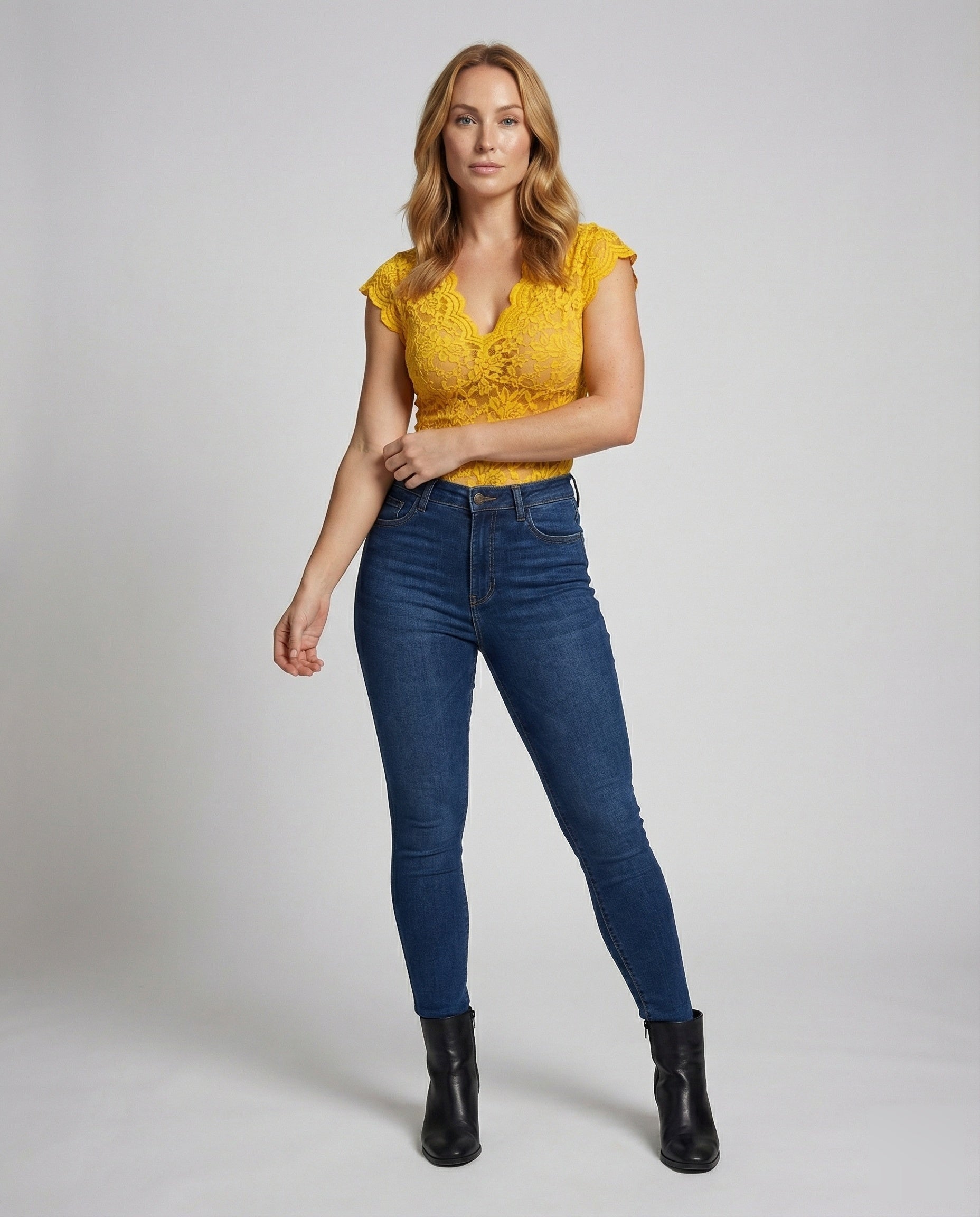 Product 15566745829706 - full_body_front
