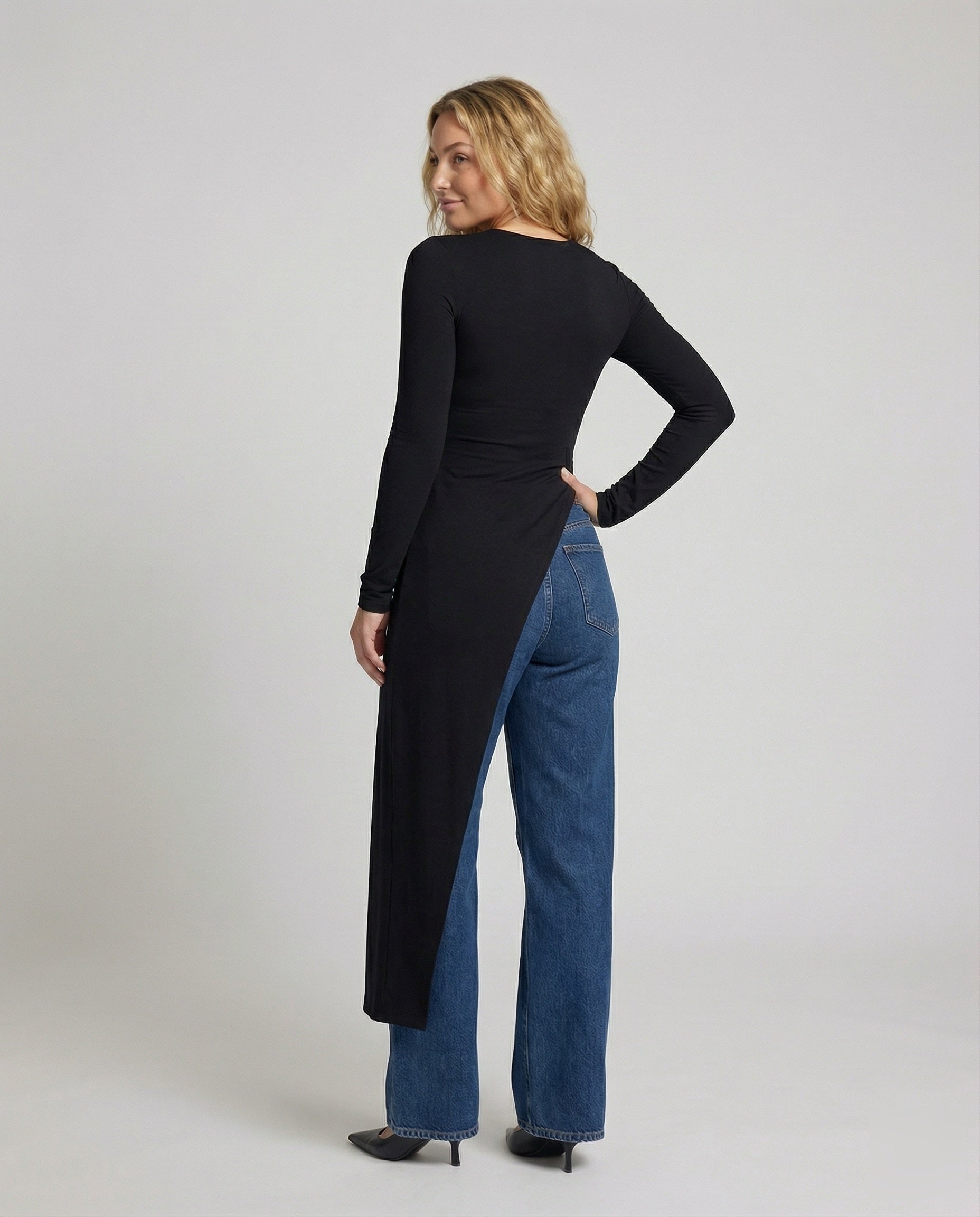Product 15576221679946 - back_view
