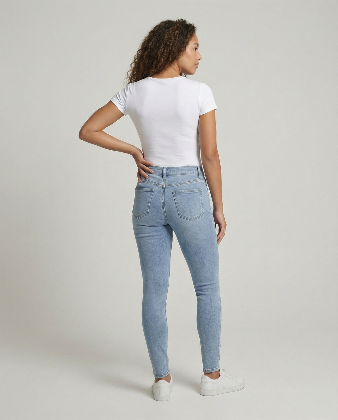 Product 15576225579338 - back_view