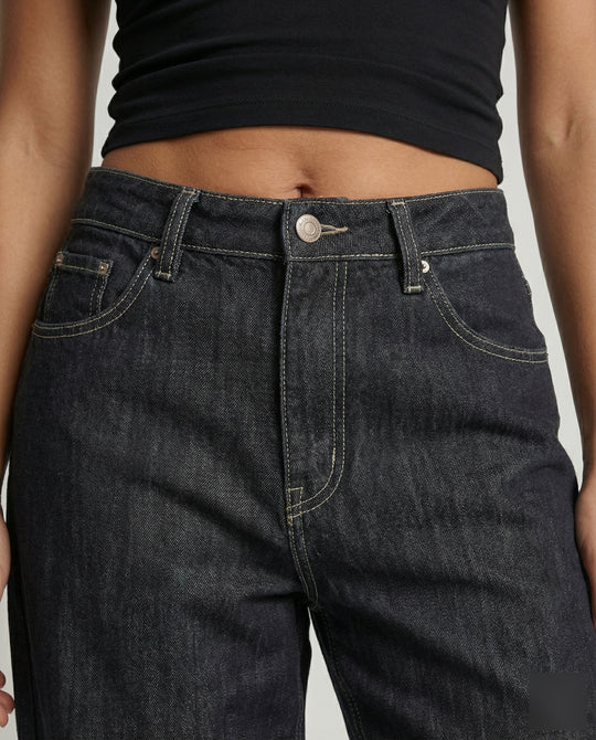 Product 15576225775946 - close_up_detail